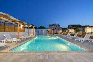 Bazén v ubytovaní Mobile homes, Privlaka Zadar Dalmacija - private pool alebo v jeho blízkosti