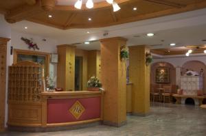 Лобби или стойка регистрации в Àlia Bianca Active & Family Hotel