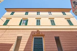 The building in which Az apartmant is located
