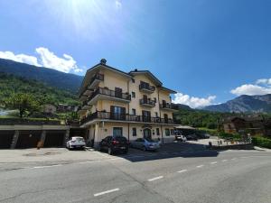 Nespecifikovaný výhled na hory nebo výhled na hory při pohledu z hotelu