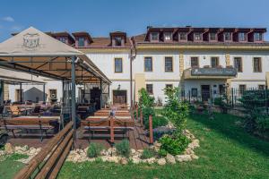 Budova, kde se hotel nachází