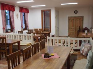 Posedenie v ubytovaní Penzion a restaurace U Hroznu