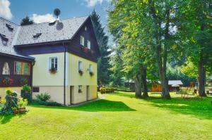 Zahrada ubytování Pension Dita - Adršpach