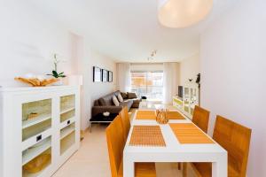 Posezení v ubytování Шикарная квартира на первой линии -Luxury apartment on the first line sea