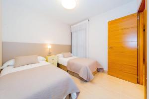 Postel nebo postele na pokoji v ubytování Шикарная квартира на первой линии -Luxury apartment on the first line sea