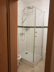 Vannituba majutusasutuses Modernes Apartment 1 und 2 in Dortmund Mitte +38 fotot