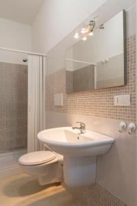 Een badkamer bij Villa Lara