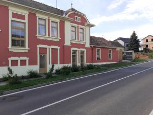 Budova, v ktorej sa penzión nachádza