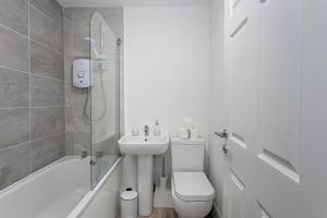 Spacious Comfortable house close to Etihad