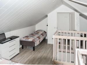 Postel nebo postele na pokoji v ubytování Holiday Home Maahisenrinne 3 e 19 by Interhome + 8 fotografií