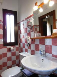 Un baño de Casa Rural Jardín del Desierto