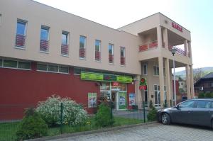 Budynek, w którym mieści się zajazd