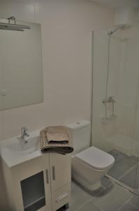 Vonios kambarys apgyvendinimo įstaigoje Villa Alegria