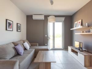Posezení v ubytování Apartment in Novalja near Sea Beach