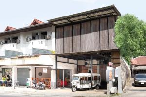 Gallery image of The Album Loft in Patong Beach