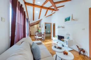 Posedenie v ubytovaní Beach Lapad Apartment Villa Tolja