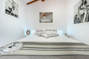 Posteľ alebo postele v izbe v ubytovaní Beach Lapad Apartment Villa Tolja