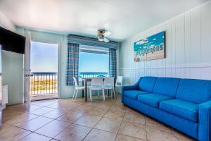 Paradise Oceanfront Resort of Wildwood Crest tesisinde bir oturma alanı