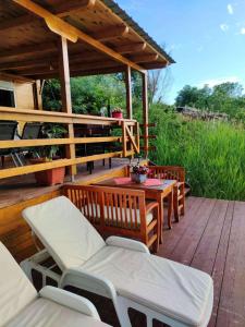 Balkón nebo terasa v ubytování Cottage Ajna - Ada Bojana
