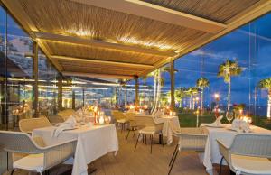 Restaurace v ubytování Hotel Riu Calypso - Adults Only