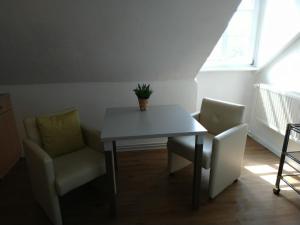 Posezení v ubytování Stoevchen Café Hotel