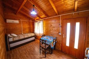 Gallery image of Guest House Luiza in Borsh +24 photos