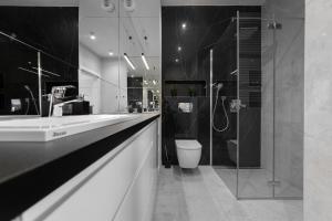 Kúpeľňa v ubytovaní City Break Gdańsk Rajska 8 Apartamenty