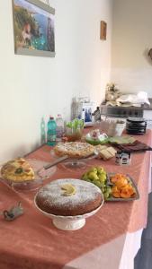 Jedlo v ubytovaní bed & breakfast alebo blízkom okolí