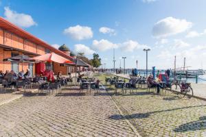 Photo de la galerie de l'établissement Charming town house just 500m from the marina and its well known typical market, à Olhão