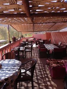 Restaurant o iba pang lugar na makakainan sa Maison d'hôtes La vallée des nomades