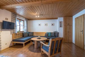 Istumisnurk majutusasutuses Ferienhaus Bach Gotthard