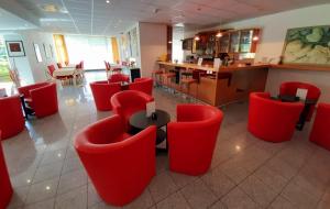 Posezení v ubytování Lenas West Hotel