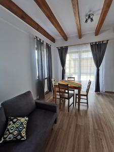 Część wypoczynkowa w obiekcie Apartamenty Stajnia Ojcowizna