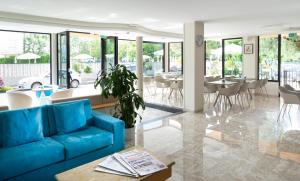 Posezení v ubytování Hotel Caravel B&B