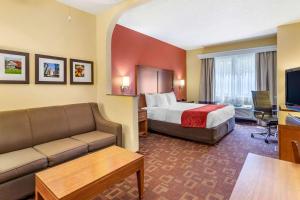 Gallery image of Comfort Suites - Near the Galleria in Houston