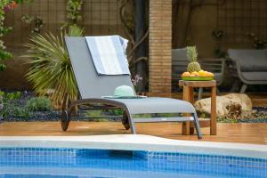 Bazén v ubytovaní Casa Deluxe Alt Empordà Costa Brava - Private swimming pool alebo v jeho blízkosti