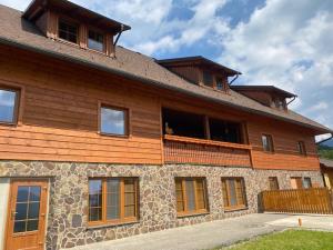 Budova, kde se apartmán nachází