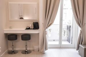 Gallery image of Royal Rooms Luxury Suite in Naples