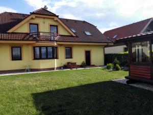 The building in which the homestay is located