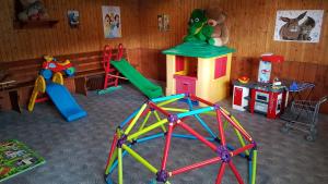 Dětský klub v ubytování Ferienwohnung am Schneeberg