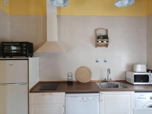 Dapur atau dapur kecil di EL ATERPE +13 gambar