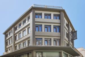 The building in which Az apartmant is located