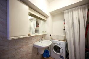 Ένα μπάνιο στο Porto Valentino 2 +38 φωτογραφίες