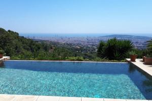 The swimming pool at or close to Magic Place