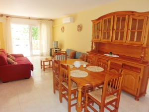 Fotografie z fotogalerie ubytování Empuriaapparts Rosimar v destinaci Empuriabrava