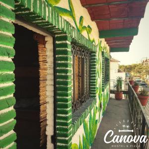 Balkón nebo terasa v ubytování Canova Hostel & Pizza