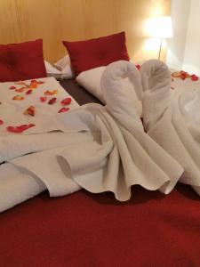 Llit o llits en una habitació de Hotel Kjarnalundur- Aurora Dream - Lodges and Rooms