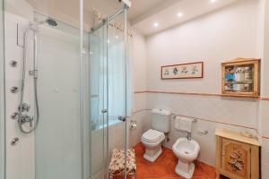 Koupelna v ubytování B&B Greco Home