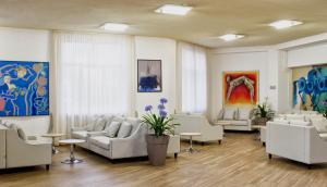 Posezení v ubytování Hotel dei Focesi