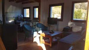 Część wypoczynkowa w obiekcie Casita Junto al Río Deva
